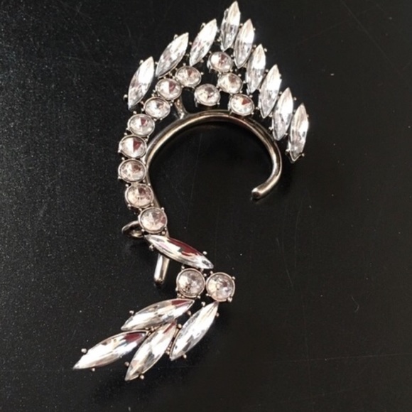 💕SALE💕 Nasty Gal Viva Glam Diamond Ear Cuff - Picture 3 of 6